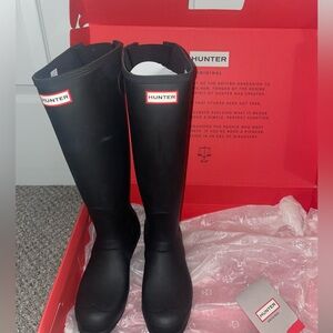 Hunter boots tall adjustable backed black